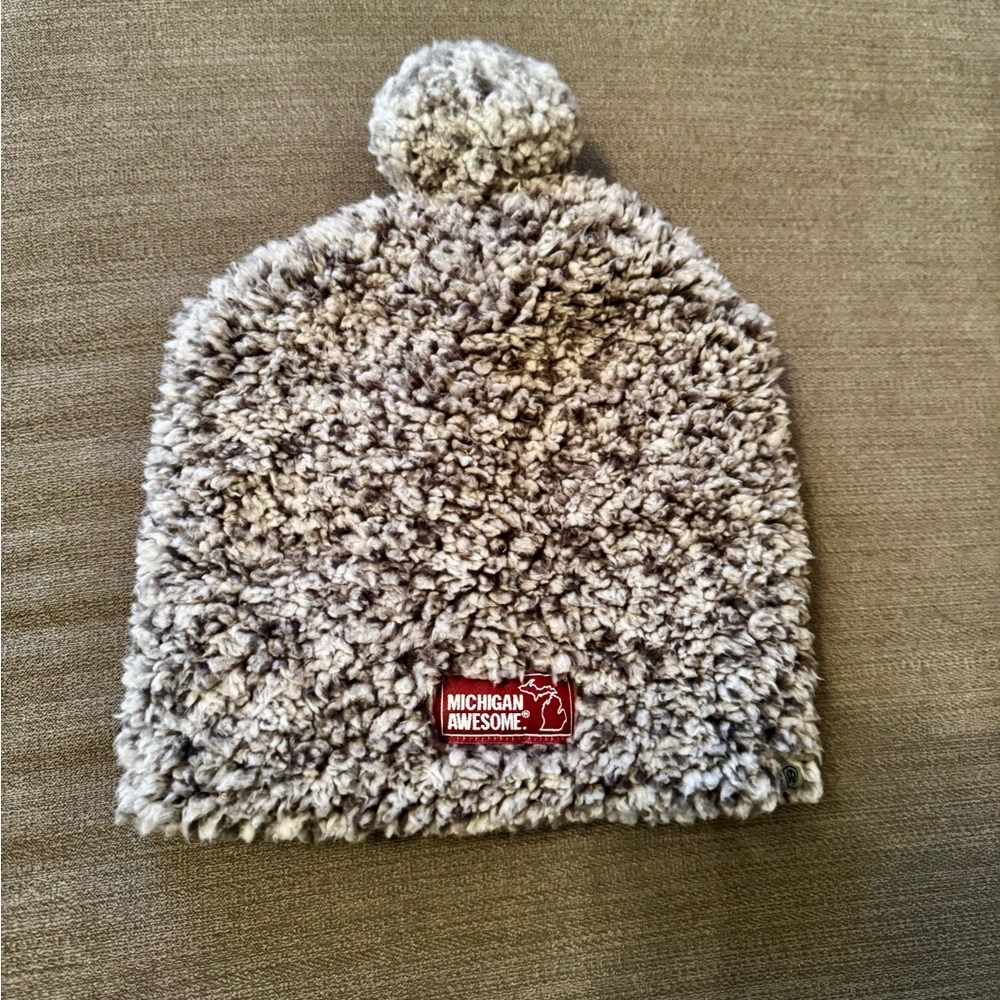 Michigan Awesome Sherpa Pom Beanie‎